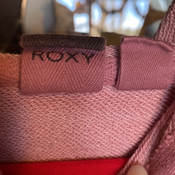 ROXY cropped ombré hoodie with draw strings. - Picture 10 of 13